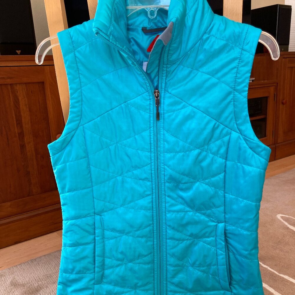 Columbia Womens Vest XS Omni Shield Black Full Zip Omni Heat Quilted. 3 pockets!